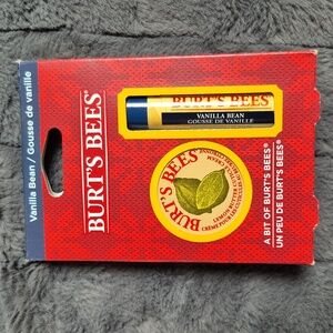 Burt's Bees Vanilla Bean Lip Balm And Lemon Butter Cuticle Cream Set, New